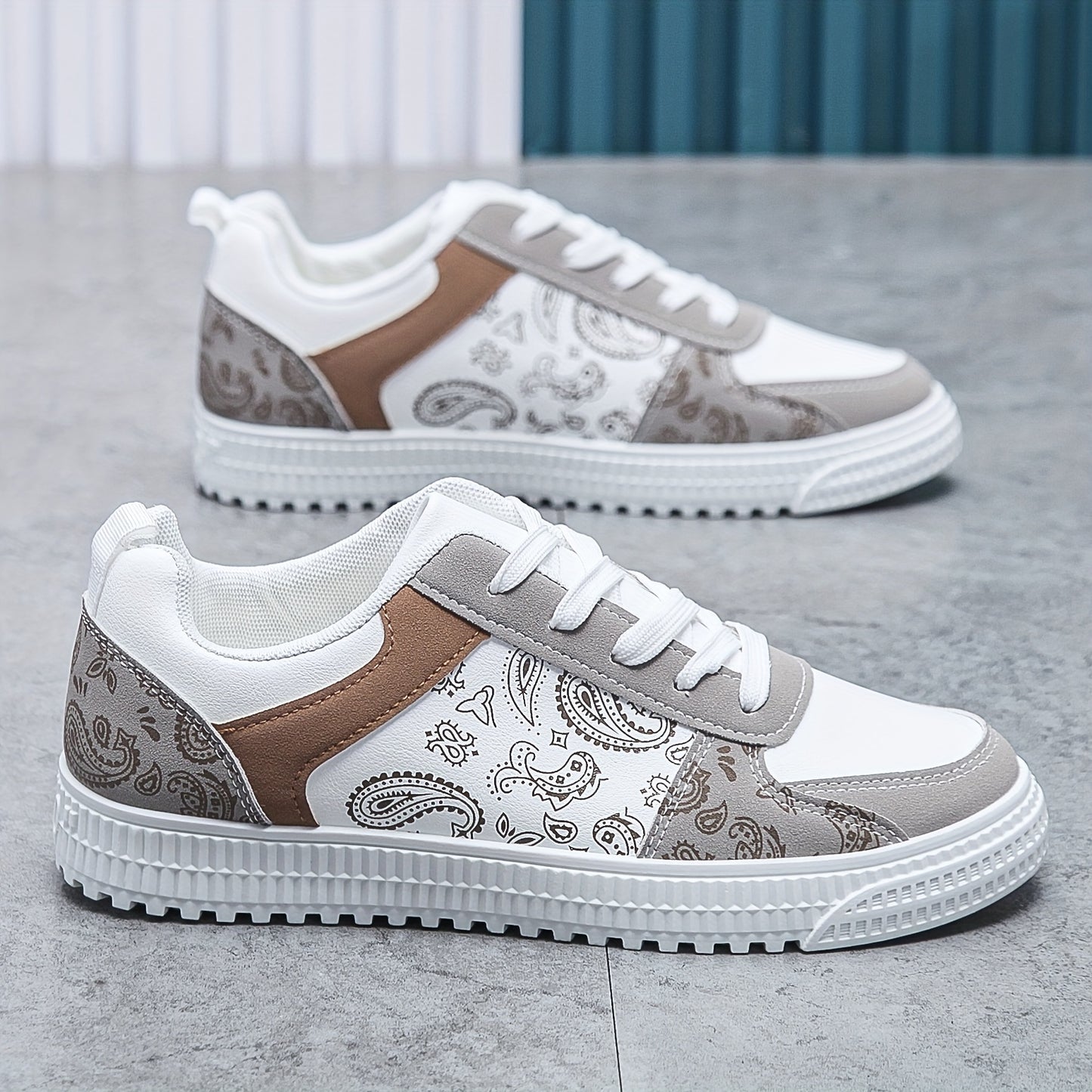 Teardrop Lace-up Skate Sneakers - High-Performance Skateboarding Shoes with Excellent Grip, Breathable Comfort, and Superior Support for Men's Active Lifestyle