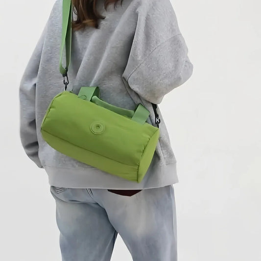 Fitness bag, simple and versatile handbag, lightweight storage bag, large capacity shoulder bag, multifunctional travel bag.zwq