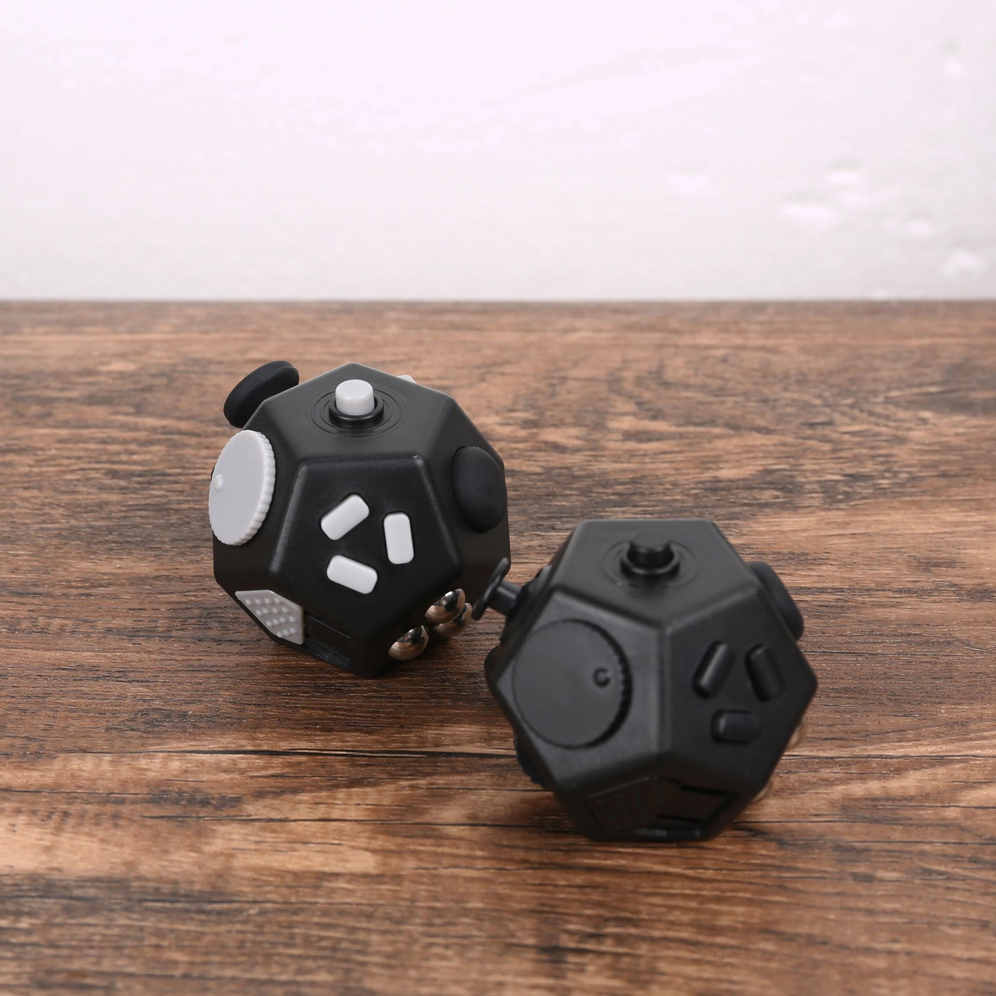 Fidget Toys Adults Antistress Relief Dice Anxiety adults Attention Focus Toys Plastic Gaming Toys Stress Relief Toys