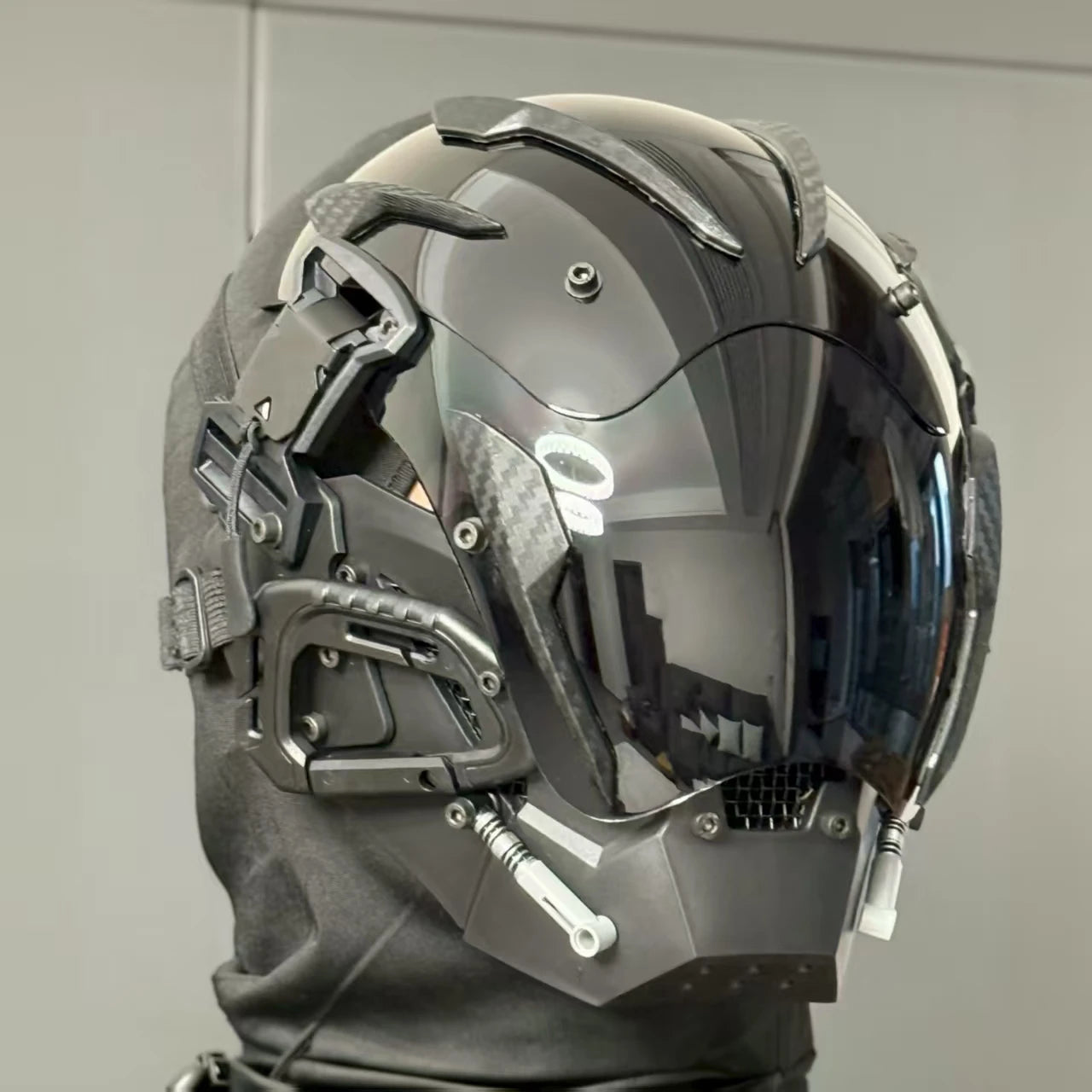 Cyberpunk mask Cosplay mask Halloween party gifts personalized role-playing mask with anti-fog lenses