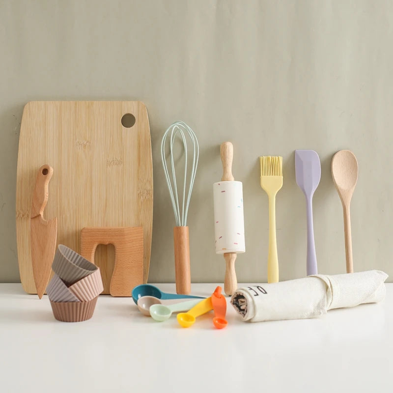 Wooden Baby Toys Simulation Cosmetics Set Pretend Makeup Toys Girls Playing House Game Children Early Education Montessori Toys